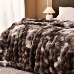 Brown tie-dye blanket